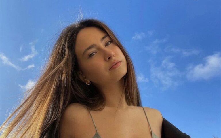 Cece Rose’s OnlyFans Is Built on Mystery, Mood, and the Soft Power of Emotional Distance