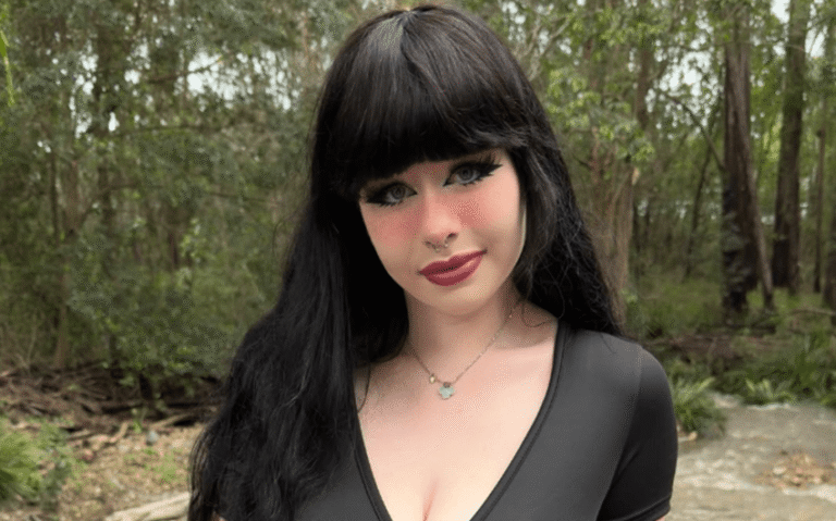 You Keep Watching Lara Rose on OnlyFans Because She Makes Distance Feel Like Intimacy